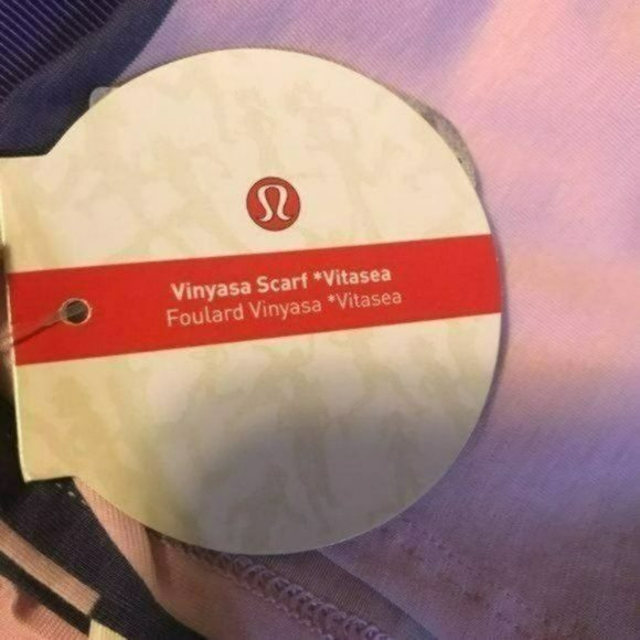 Lululemon Vinyasa Vitasea Scarf Striped Barbiecore Purple and Pink, Brand New - Picture 5 of 5